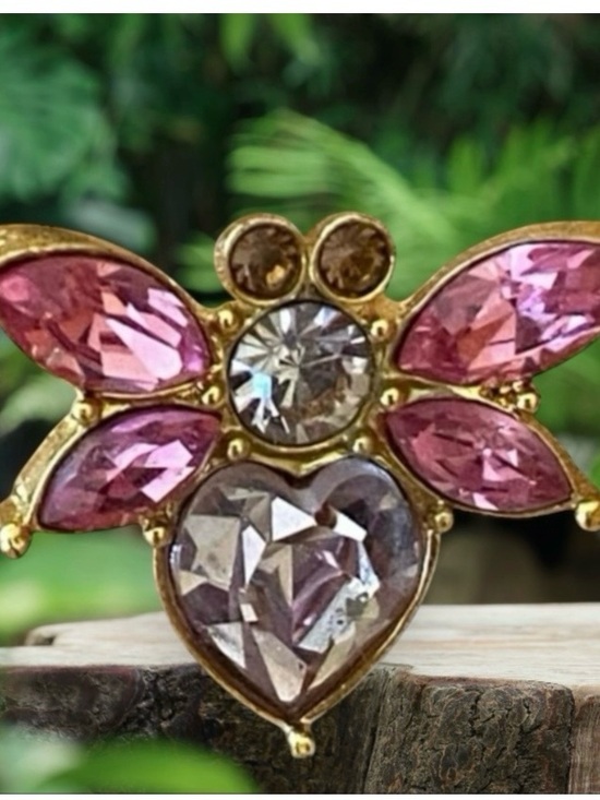 Swarovski Jewelry - SWAROVSKI PINK & PURPLE WINGED BUG SCATTER LAPEL PIN OR TIE TAC